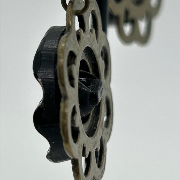 Vintage Button-Inspired Silver-Tone Dangle Earrings With Flower Design Retro - Picture 9 of 11